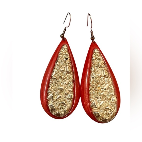 Vintage Red and Gold Teardrop Earrings - Picture 2 of 3